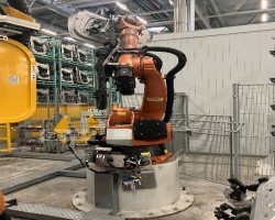 Maschine: KUKA KR240L180-2 2000 Industrieroboter