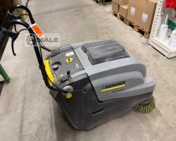 Maschine: KäRCHER  Kehrmaschine