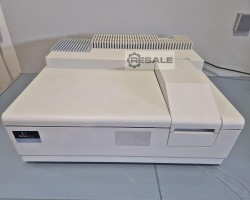 Maschine: PERKIN ELMER Lambda 35 UV-/VIS-Spektrometer