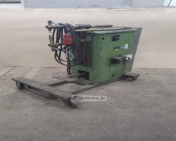 Maschine: ZINSER P10F Punktschweissmaschinen