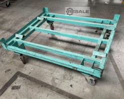 Maschine:   rollbare Palettenwagen für Europaletten und Indust