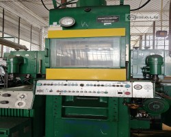 Maschine: FEINTOOL OSTENWALDER 100/160 Hydraulische Feinschneidpressen