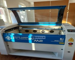 Maschine: EPILOG Cameo CO2 Laser Fusion M2 + Absauganlage