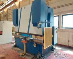 Maschine: BLEMAS-PPO 220-30 Abkantpressen