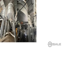 Maschine:   Edelstahltank 13 mt