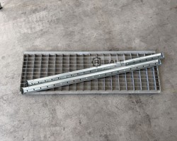 Maschine: DEXION HI 280 f. Breite 1.280 mm/Tiefe 400mm Gitterrostboden und Traversen f. Fachbodenregale