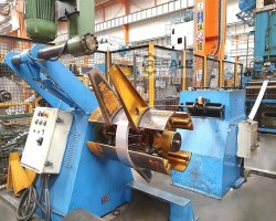 Maschine: SCHLEICHER WV-PL 160/800 Bandzuführanlage