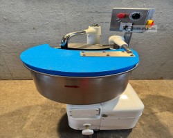 Maschine: DIOSNA S 35 Hubkneter