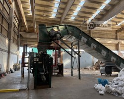 Maschine: AVERMANN KGS GB1500 Kettengurtförderband