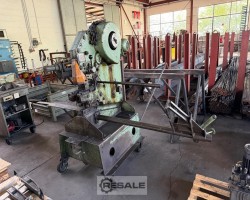 Maschine: MUBEA BK 11 Blech- und Profilstahlschere mit Ausklinker