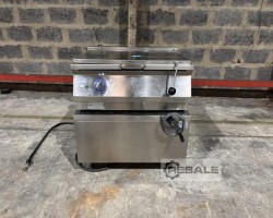 Maschine: ELECTROLUX E7BREHMNFX Bratt Pan