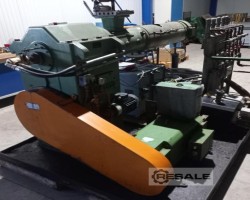 Maschine: TROESTER GE 90 x 16 D-Vak Gummiextruder