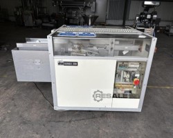 Maschine: JACOB WHITE 200 Kartonverschliessmaschinen