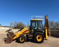 Maschine: JCB 3CX Sitemaster Baggerlader