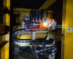 Maschine: HUSKY L230E-RSE80D-80 PET Preformmaschinen
