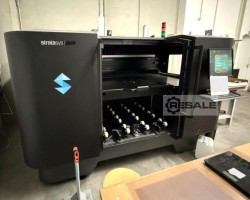 Maschine: STRATASYS J4100 Stereolithografiedrucker