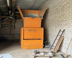 Maschine: OSMEKA 161A Restholzzerkleinerer