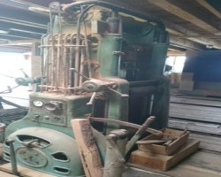 Maschine: BOCHUD BULLE  Vollgattersäge