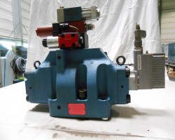 Maschine: MOOG D675Z5702-0001 Moog Ventil