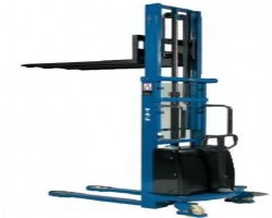 Maschine: NH HANDLING SPN 1030 Paletten-Stapler