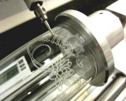 Maschine: CNC-STEP Gravierer für Stein und Glas CNC Graviermaschine