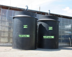 Maschine:   P12 PE-Tank 30.000 L Kunststofftank