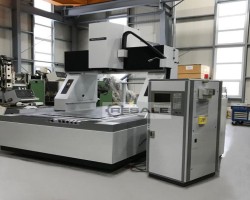 Maschine: INGERSOLL Gantry 1300 / 32 bit Senkerodiermaschinen