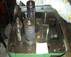 Maschine: DEUTZ 528 Zylinderkopf