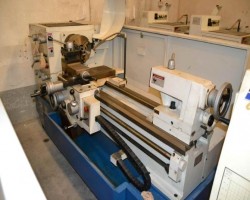 Maschine: NARDINI NZ250x1000 Leit- und Zugspindeldrehmaschinen