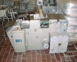 Maschine: BENHIL 8529 Kartoniermaschine