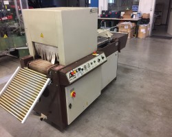 Maschine: AC AUTOMATION LC800 semi-automatic L-sealer Schrumpftunnel