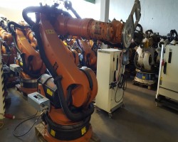 Maschine: KUKA KR240L180-2 Serie2000 Industrie Roboter