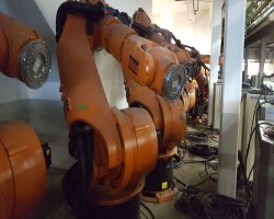Maschine: KUKA KR360 Industrieroboter Roboter